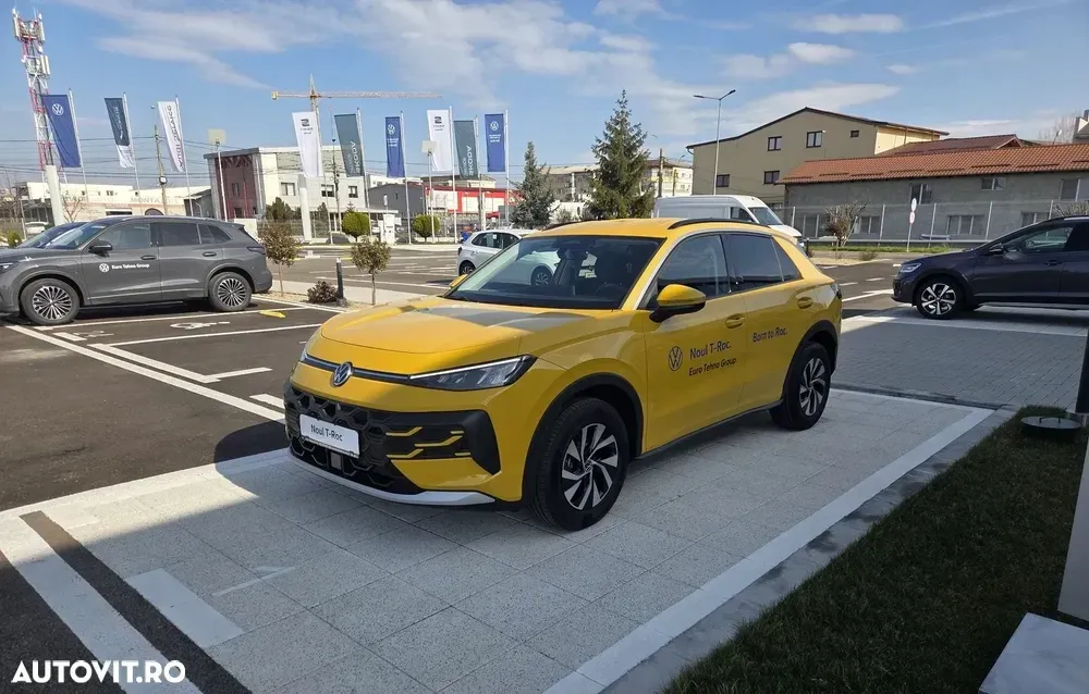 Volkswagen T-Roc 1.5 eTSI 115 CP DSG MHEV Life — imagine 3