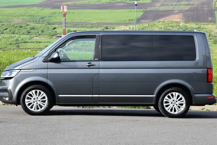 Volkswagen Multivan T6 — imagine 9