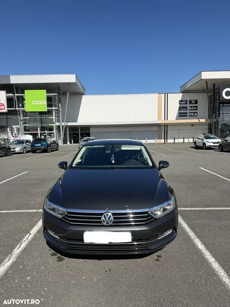 Volkswagen Passat 2.0 TDI Comfortline — imagine 2