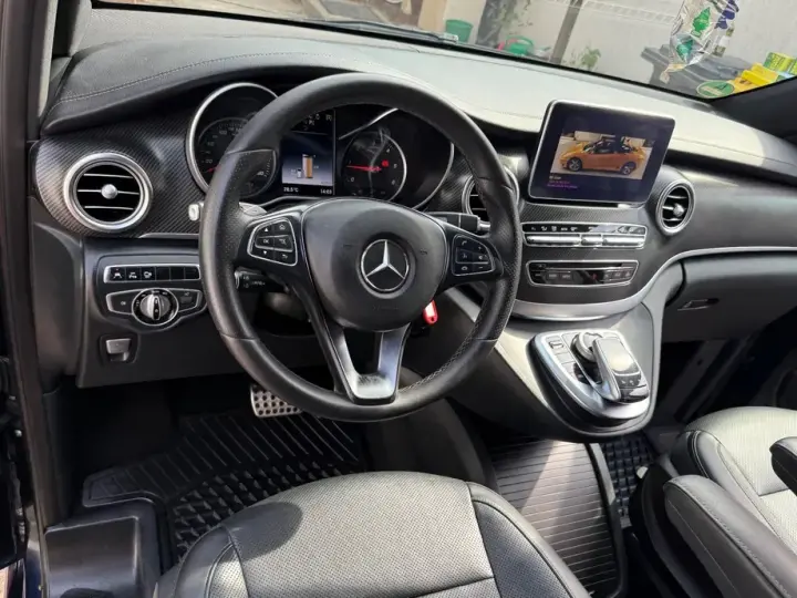 Mercedes-Benz V 250 BlueTEC Aut. Long Avantgarde