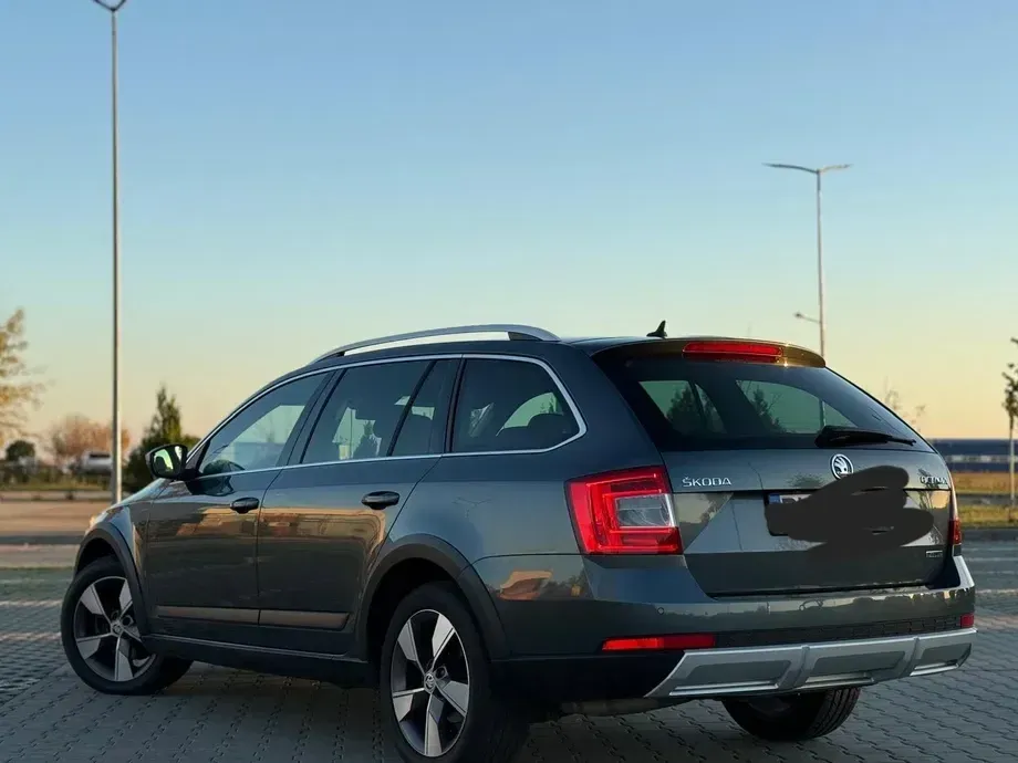 Škoda Octavia III 2.0 TDI 4x4 DSG Scout — imagine 3