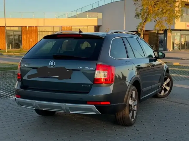 Škoda Octavia III 2.0 TDI 4x4 DSG Scout
