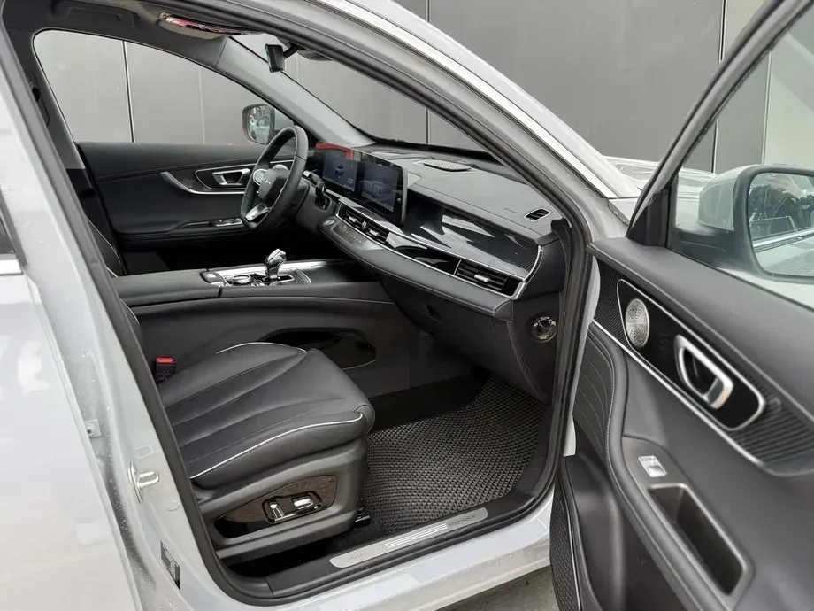 Chery Tiggo 7 1.6 TGDI AWD 7DCT Unique — imagine 9