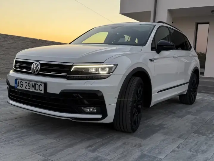Volkswagen Tiguan 2.0 TDI SCR 4MOTION DSG R-Line