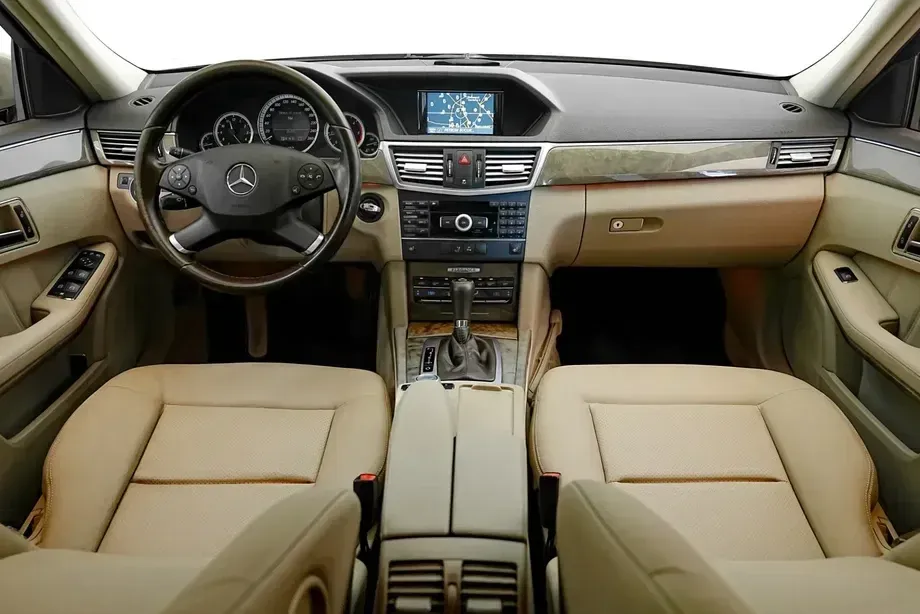 Mercedes-Benz E W212 220 CDI DPF BlueEFFICIENCY Automatik Elegance — imagine 5