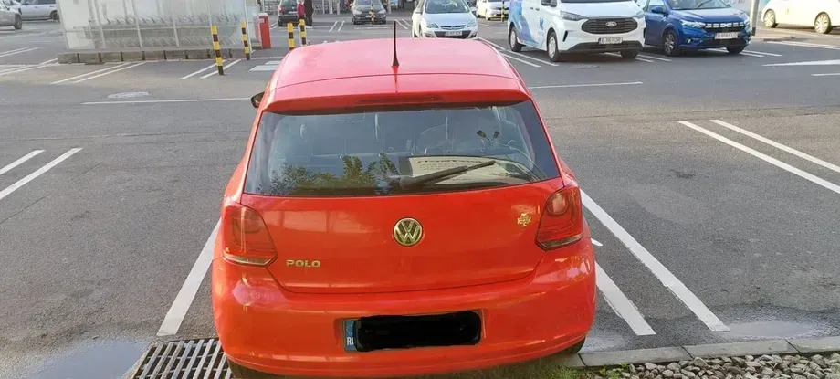 Volkswagen Polo 1.2 Trendline — imagine 2