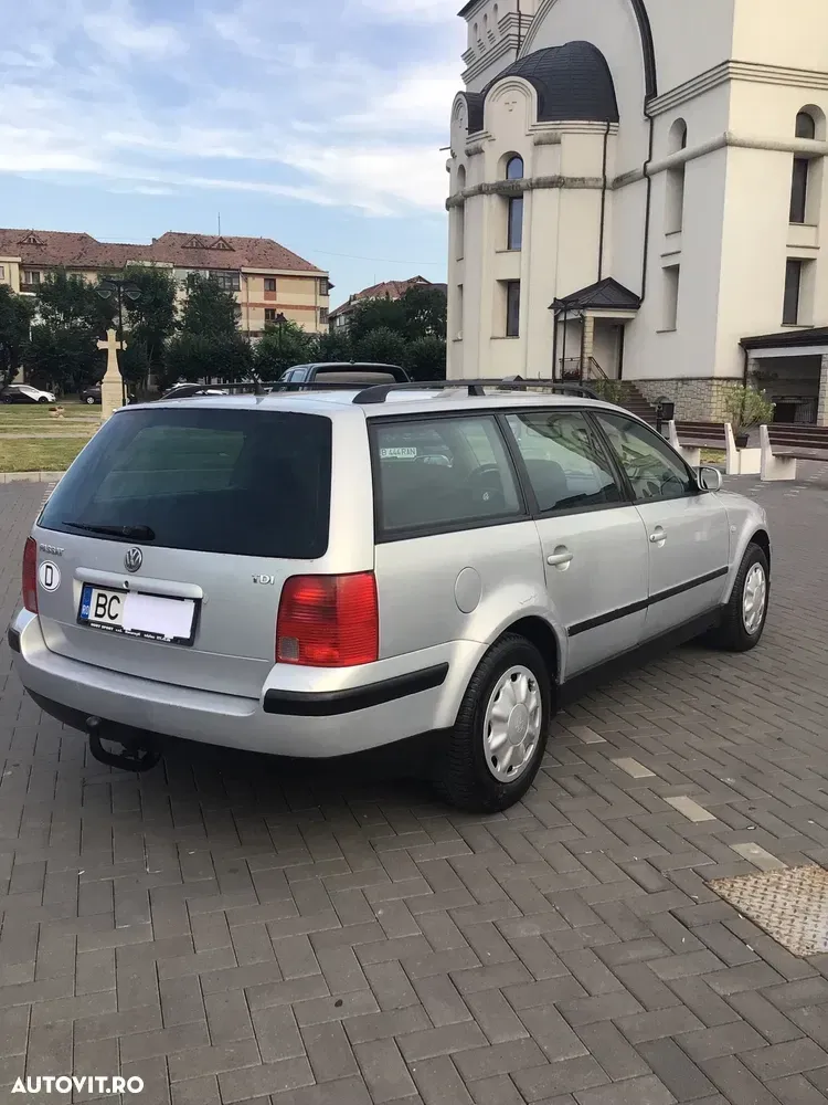 Volkswagen Passat — imagine 5