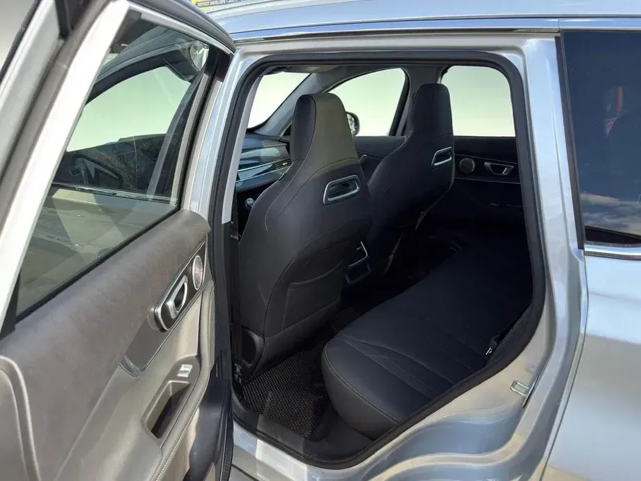 Chery Tiggo 7 1.6 TGDI AWD 7DCT Unique — imagine 10