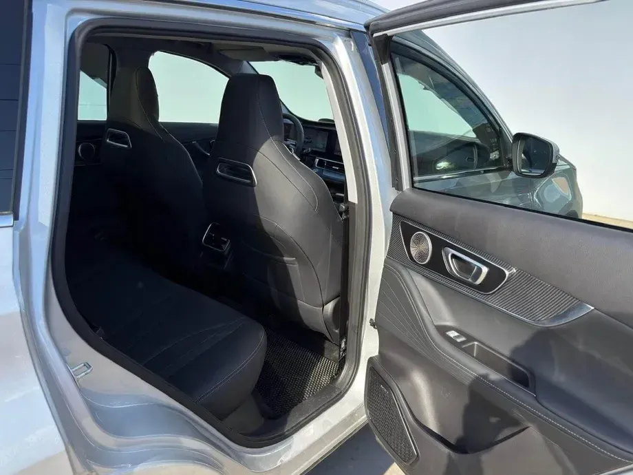 Chery Tiggo 7 1.6 TGDI AWD 7DCT Unique — imagine 9