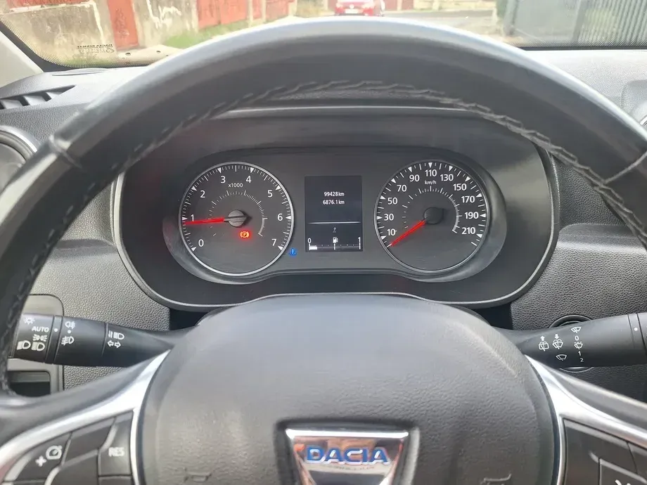 Dacia Duster II 1.5 Blue dCi 4WD SL BlueLine — imagine 9
