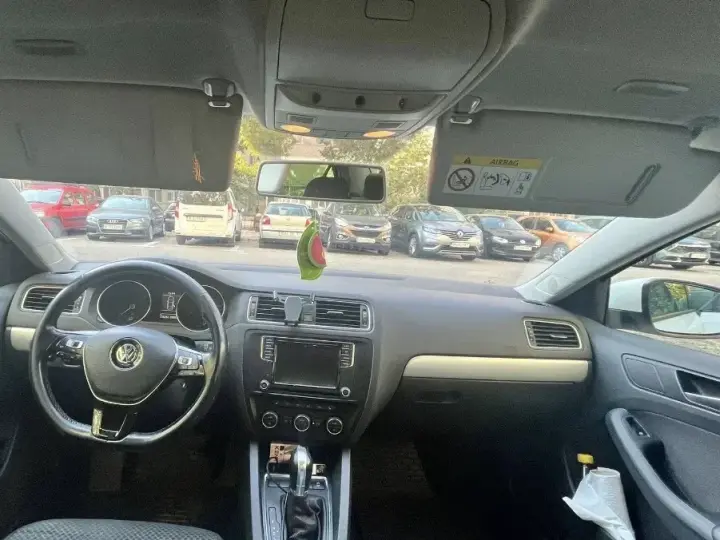 Volkswagen Jetta A6