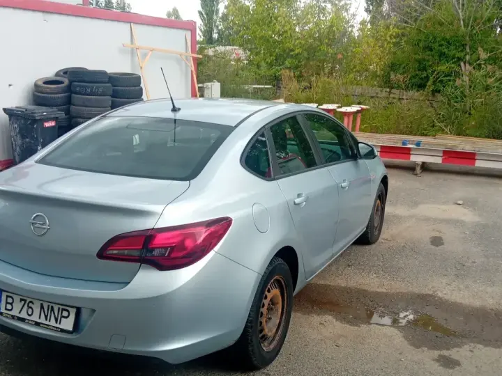Opel Astra J 1.6 TWINPORT ECOTEC Enjoy