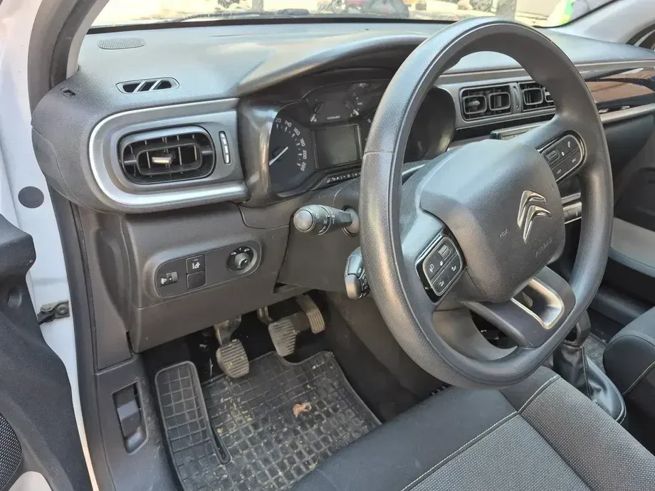 Citroën C3 III 1.2 PureTech BVM Feel — imagine 10