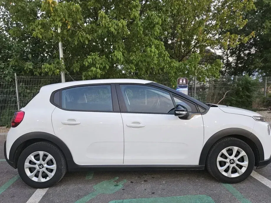 Citroën C3 III 1.2 PureTech BVM Feel — imagine 2