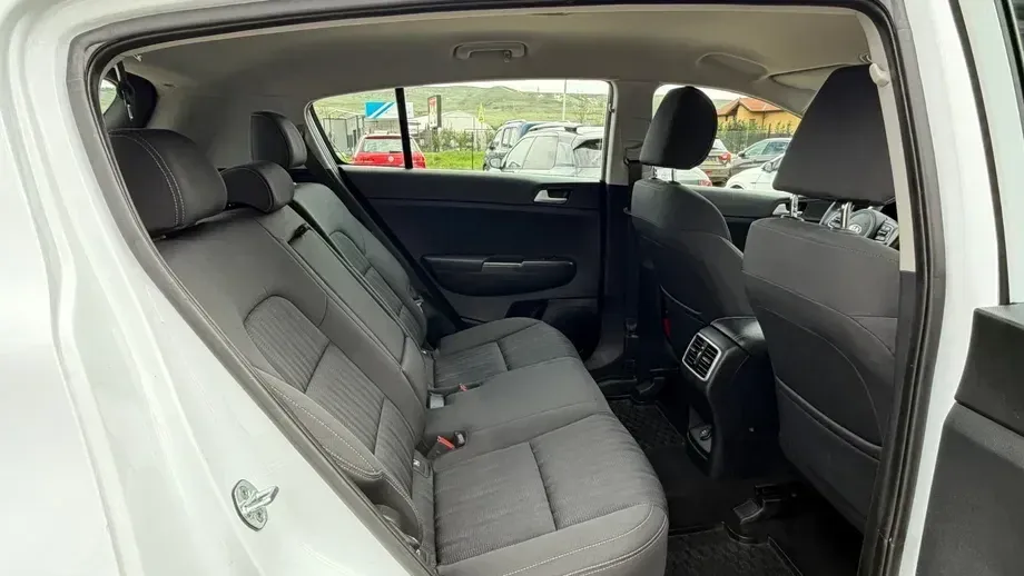 Kia Sportage IV 1.7 DSL 6MT 4x2 Plus — imagine 5