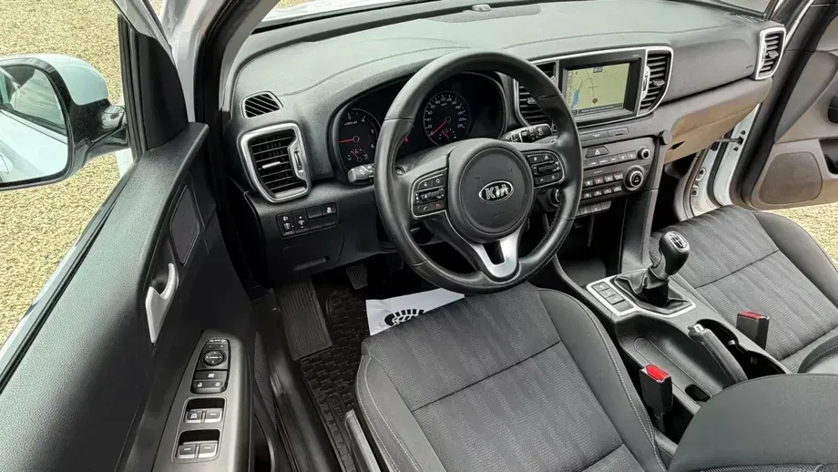 Kia Sportage IV 1.7 DSL 6MT 4x2 Plus — imagine 9