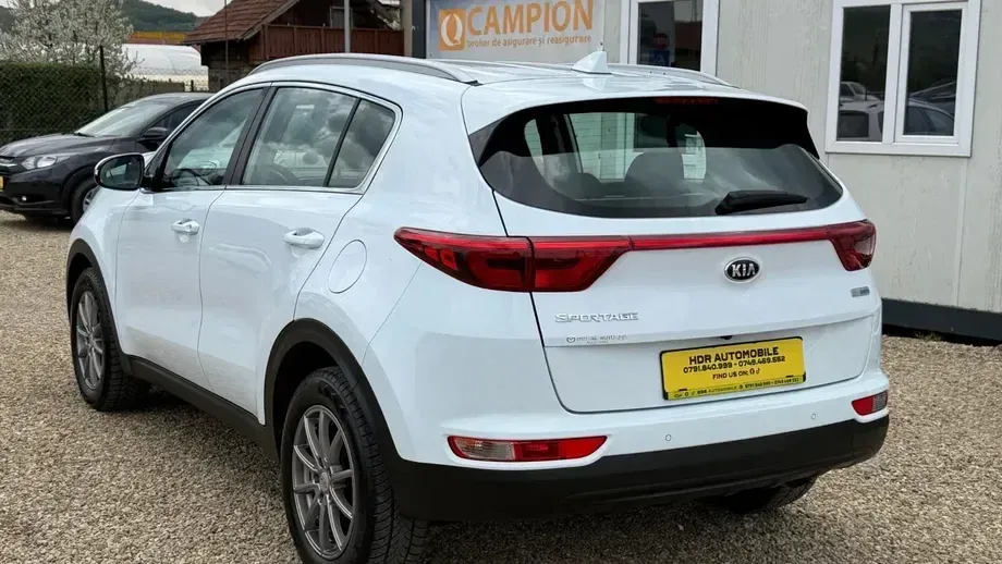 Kia Sportage IV 1.7 DSL 6MT 4x2 Plus — imagine 10