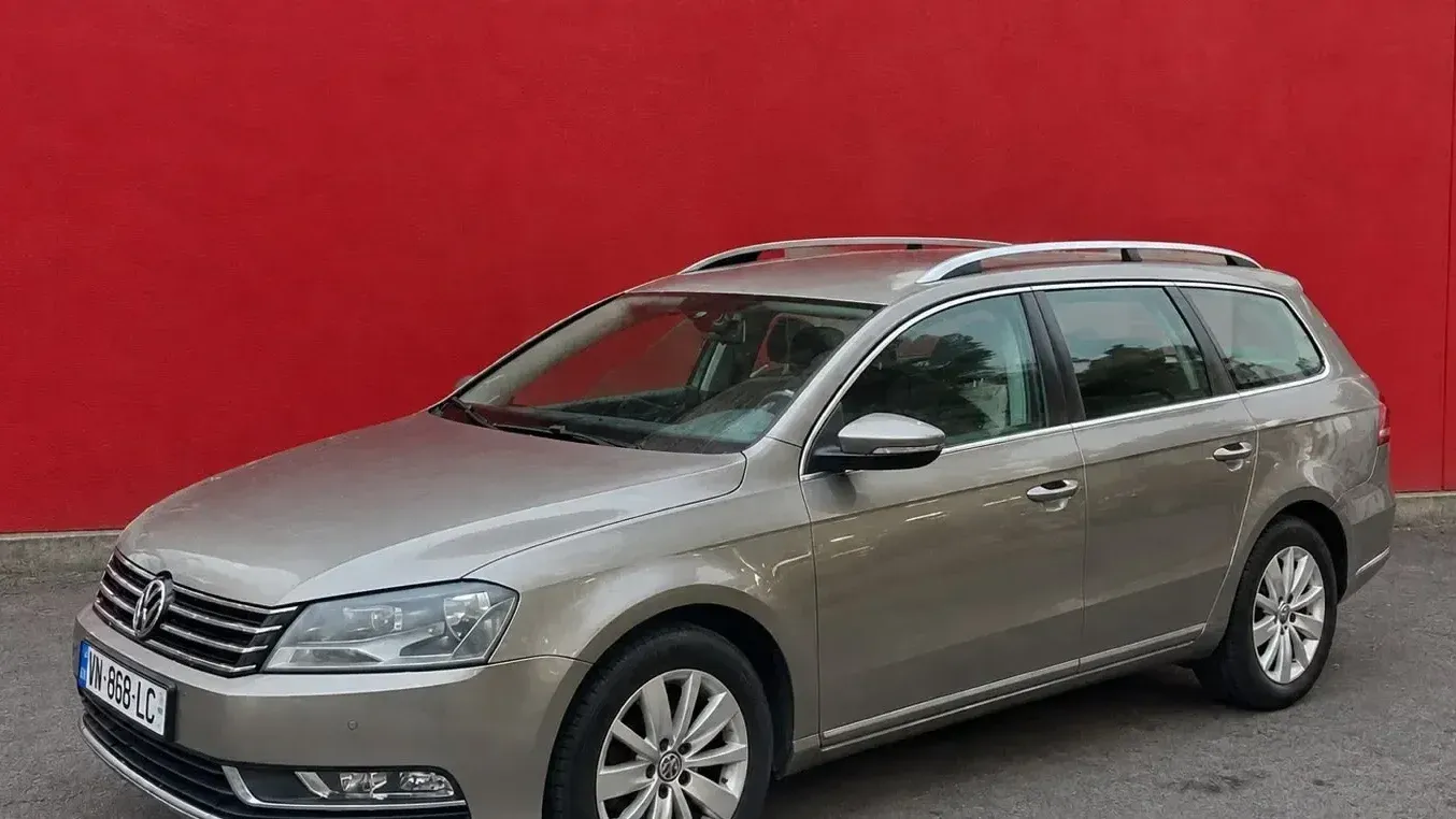 Volkswagen Passat 2.0 TDI BlueMotion Technology Comfortline — imagine 10