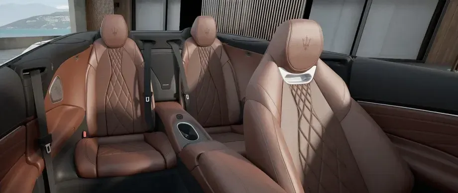 Maserati GranCabrio Standard — imagine 7