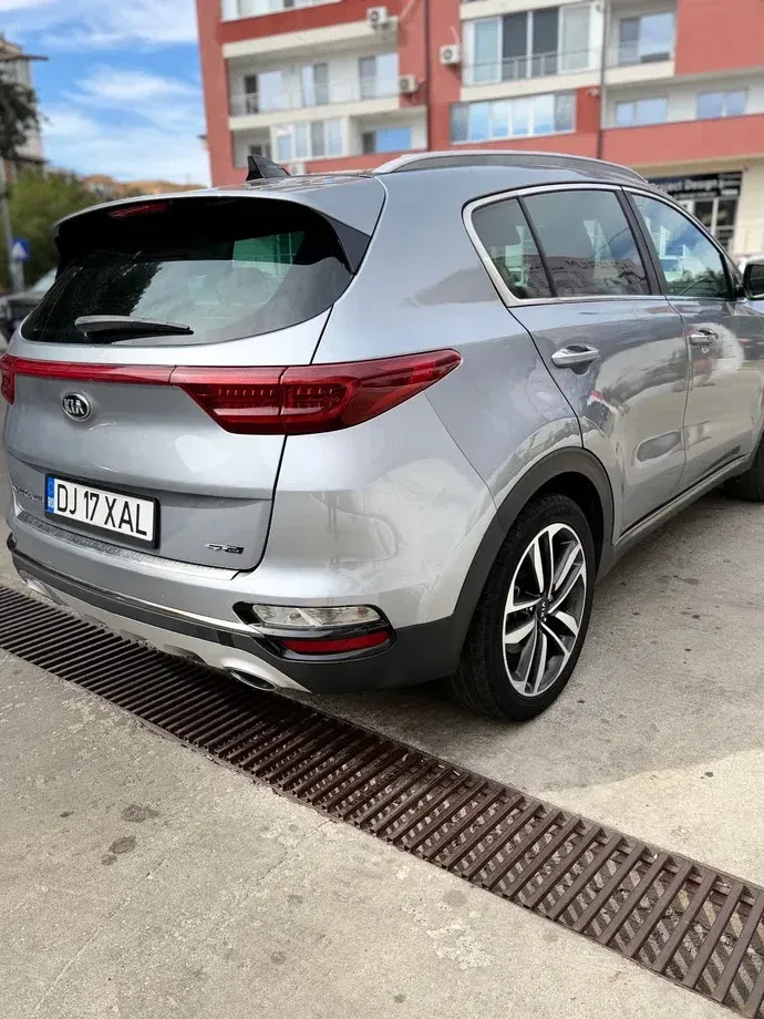 Kia Sportage V 1.6 DSL 7DCT HP 4x2 GT Line — imagine 4