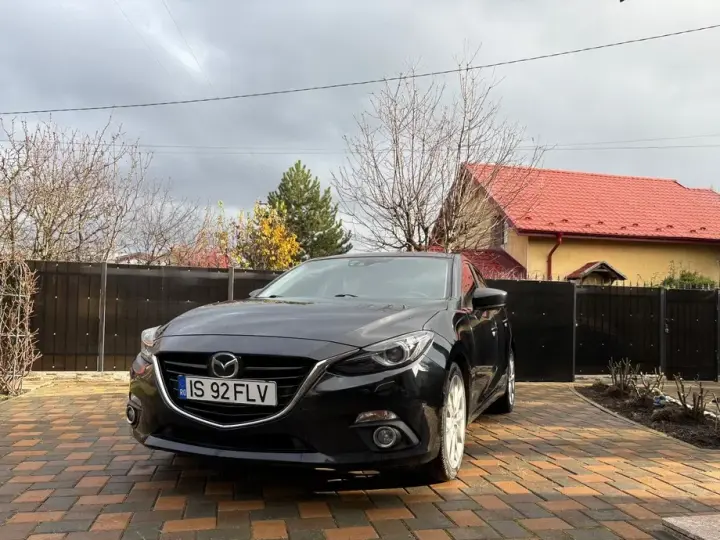 Mazda 3 III