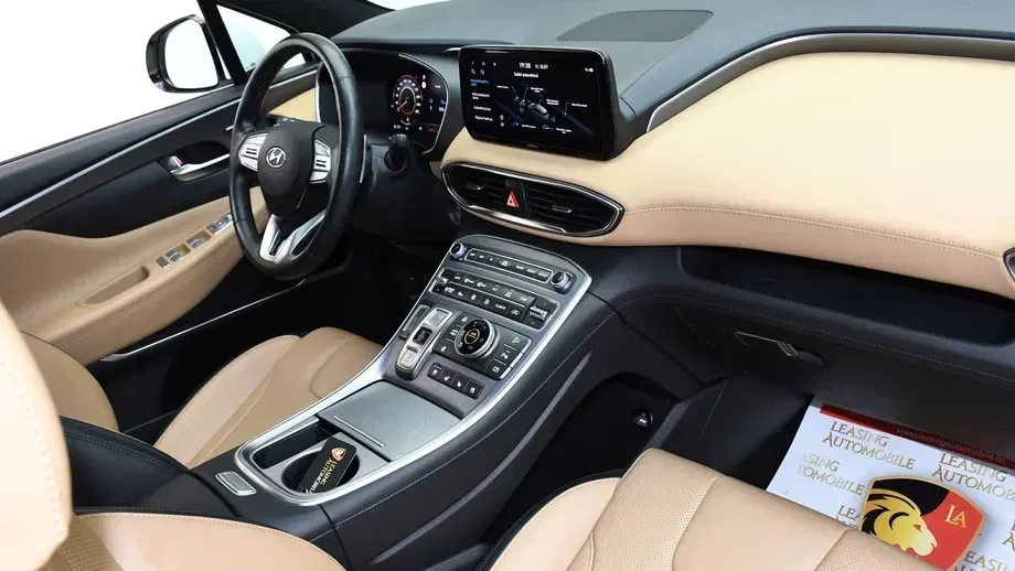Hyundai Santa Fe IV 1.6 Plugin-Hybrid 4WD SEVEN Signature — imagine 9