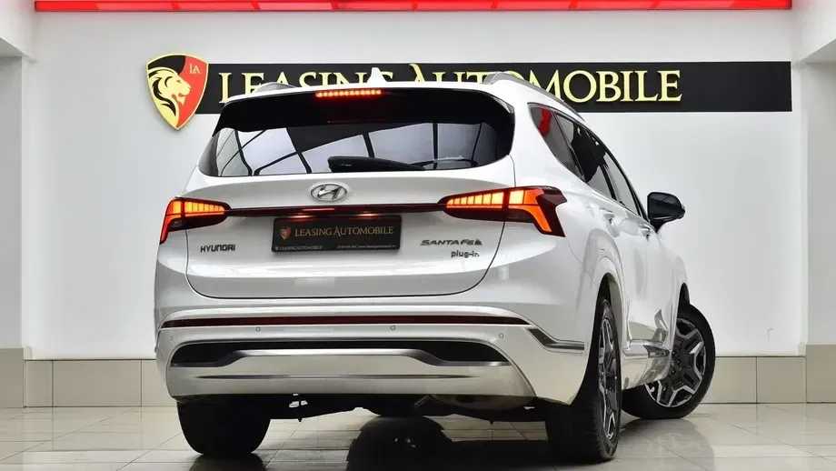 Hyundai Santa Fe IV 1.6 Plugin-Hybrid 4WD SEVEN Signature — imagine 5