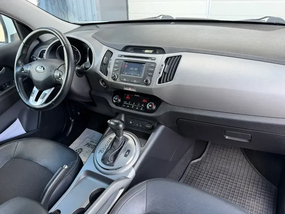 Kia Sportage III 2.0 DSL 6AT 4x4 Style — imagine 6