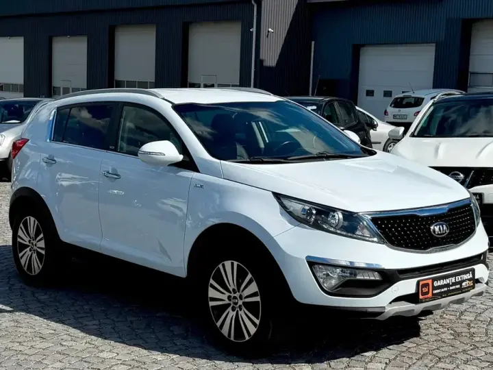 Kia Sportage III 2.0 DSL 6AT 4x4 Style
