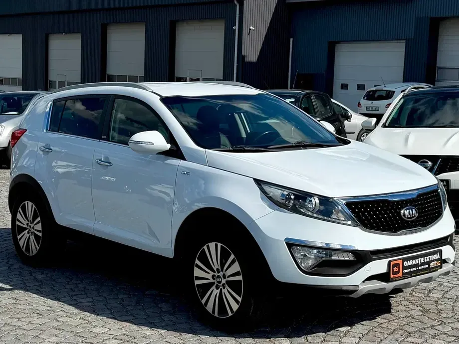 Kia Sportage III 2.0 DSL 6AT 4x4 Style — imagine 2
