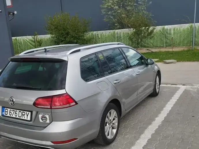 Volkswagen Golf VII