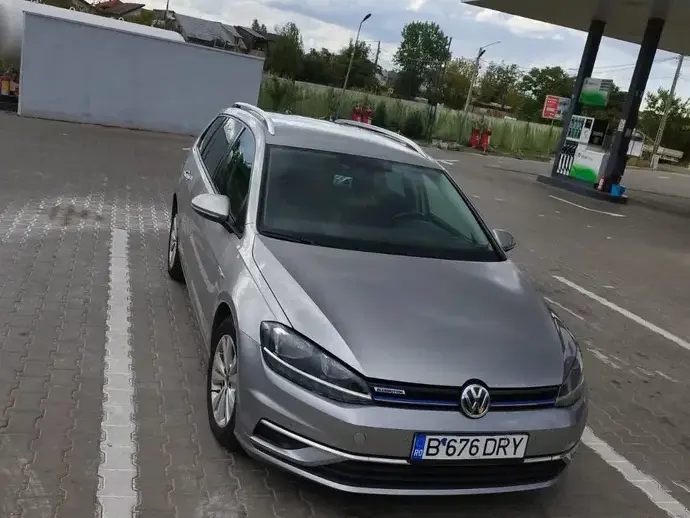 Volkswagen Golf VII