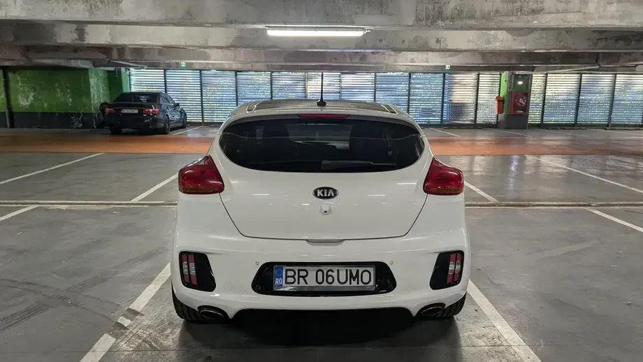 Kia Cee`d II 1.6 T-GDI GT — imagine 4