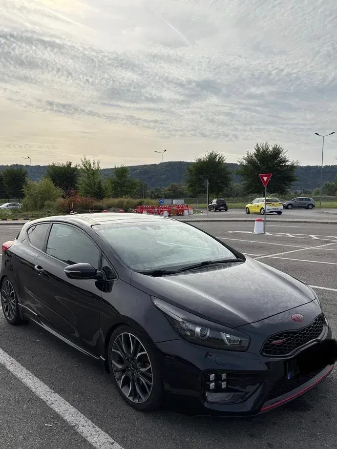 Kia Pro Ceed 1.6 T-GDI GT — imagine 9