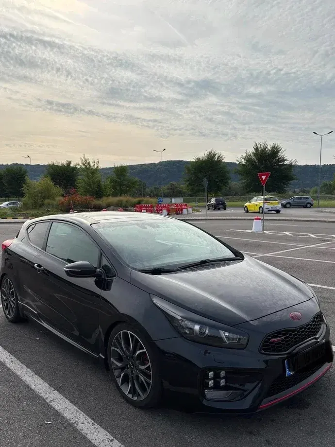 Kia Pro Ceed 1.6 T-GDI GT — imagine 3