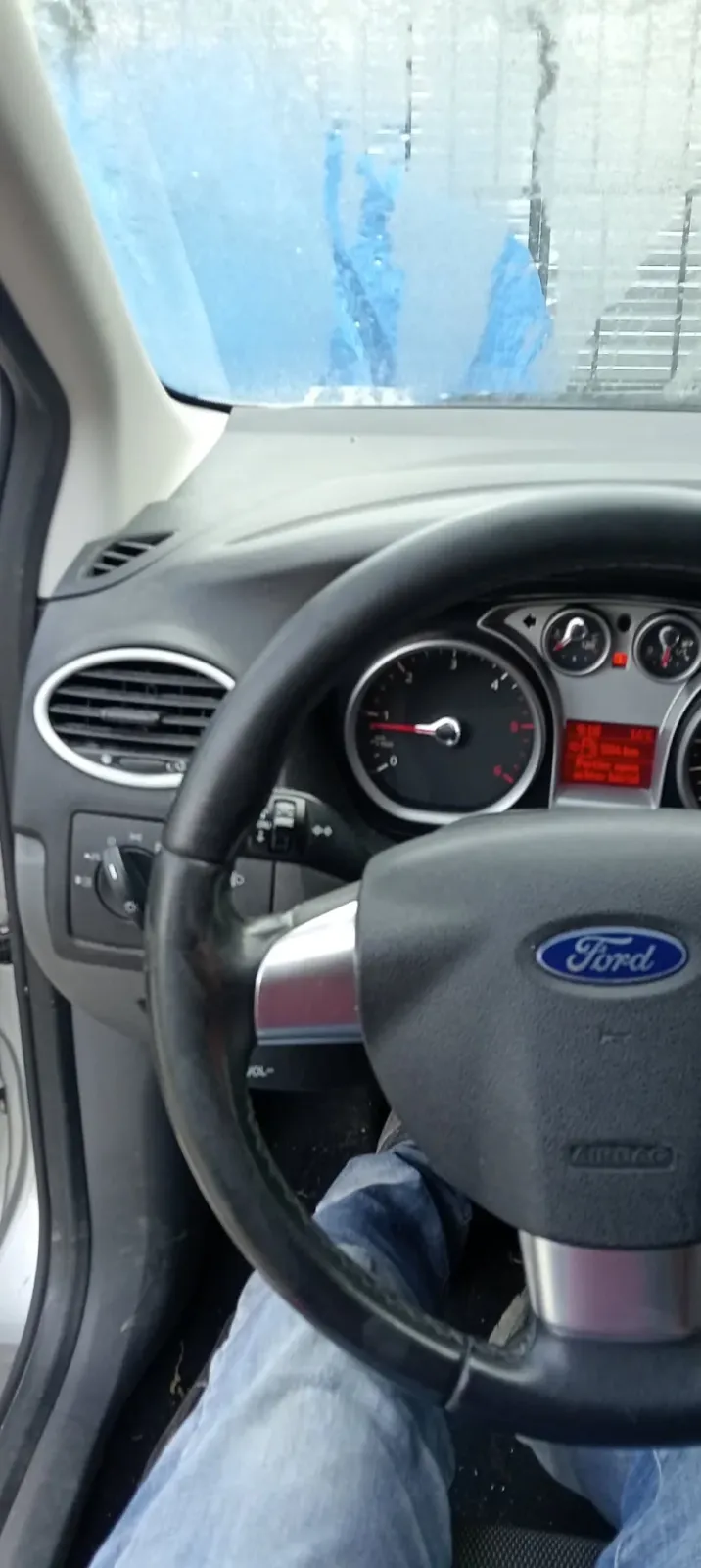 Ford Focus 1.6 TDCi Trend — imagine 9