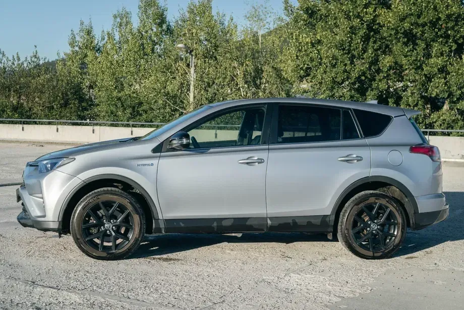 Toyota RAV4 IV — imagine 2