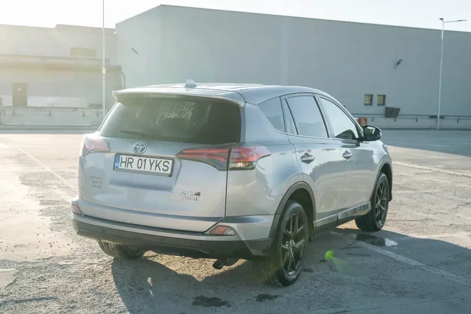 Toyota RAV4 IV — imagine 4