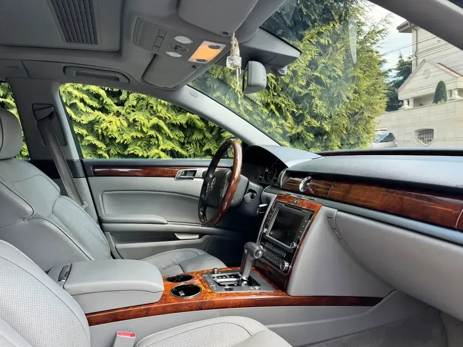 Volkswagen Phaeton 3.0 V6 TDI DPF 4MOTION Tiptronic Lang — imagine 5