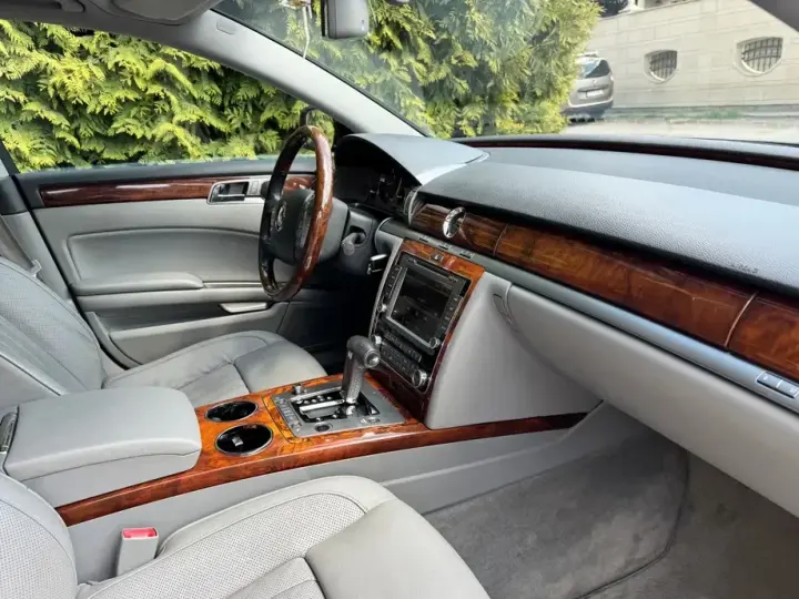 Volkswagen Phaeton 3.0 V6 TDI DPF 4MOTION Tiptronic Lang