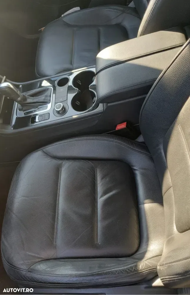 Volkswagen Touareg — imagine 4