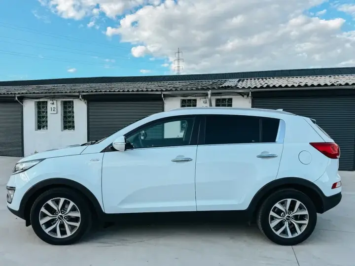 Kia Sportage III 2.0 DSL 6AT 4x4 Style