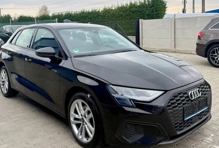 Audi A3 Sportback 8Y 40 TFSIe S tronic advanced — imagine 10
