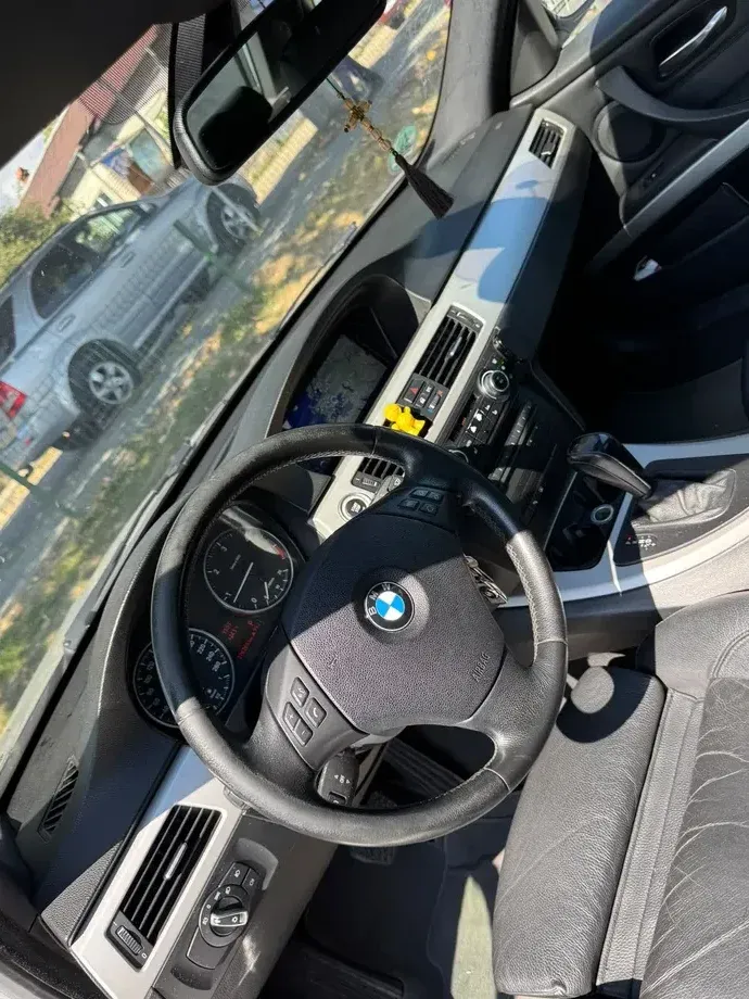 BMW Seria 3 E90/E91/E92/E93 — imagine 10