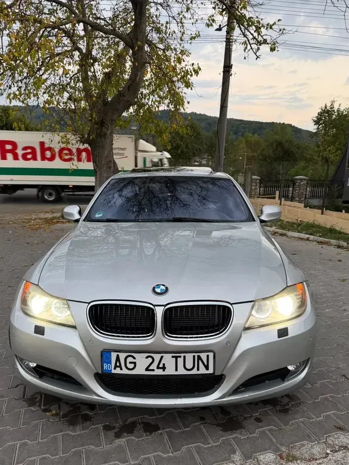 BMW Seria 3 E90/E91/E92/E93 — imagine 3