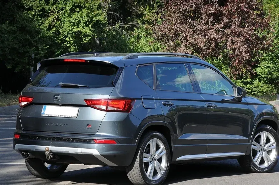 Seat Ateca 2.0 TDI 4DRIVE DSG FR BLACK EDITION — imagine 6
