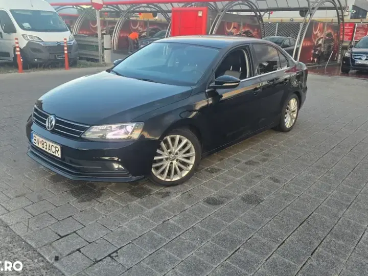 Volkswagen Jetta 2.0 TDI DSG Highline