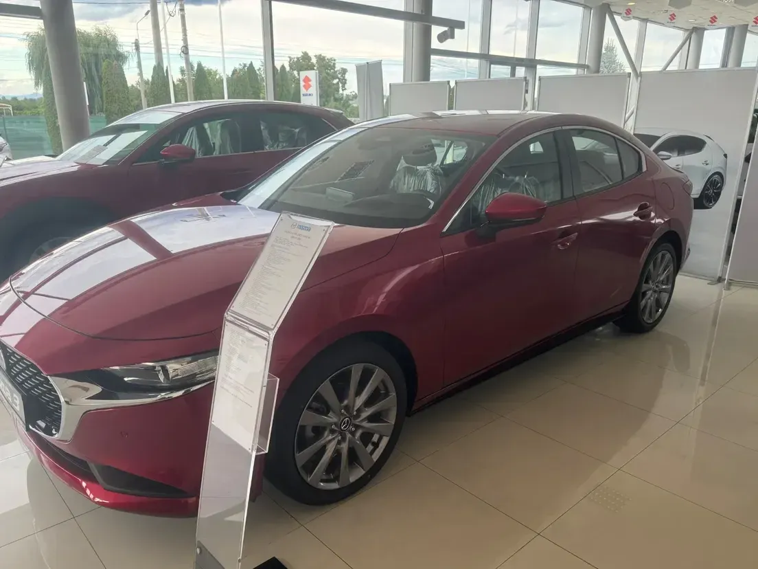 Mazda 3 e-Skyactiv G140 MHEV Center-Line — imagine 6