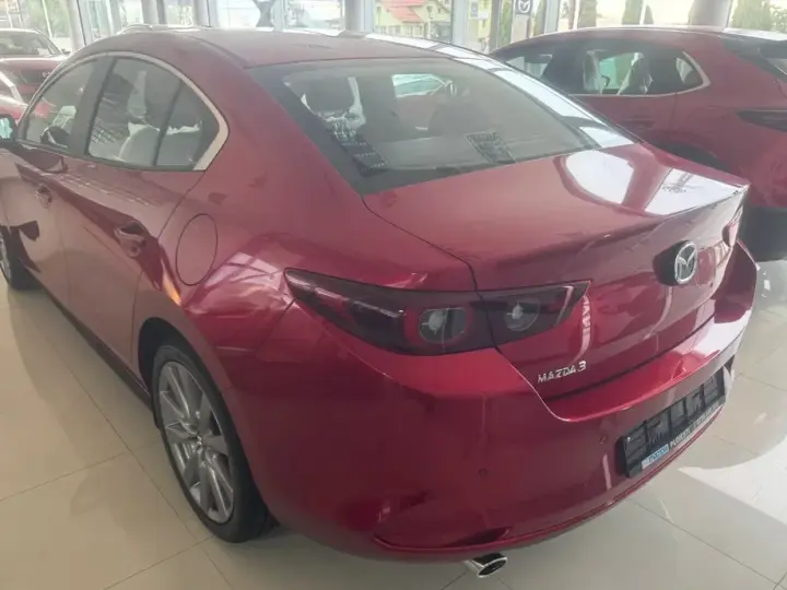 Mazda 3 e-Skyactiv G140 MHEV Center-Line
