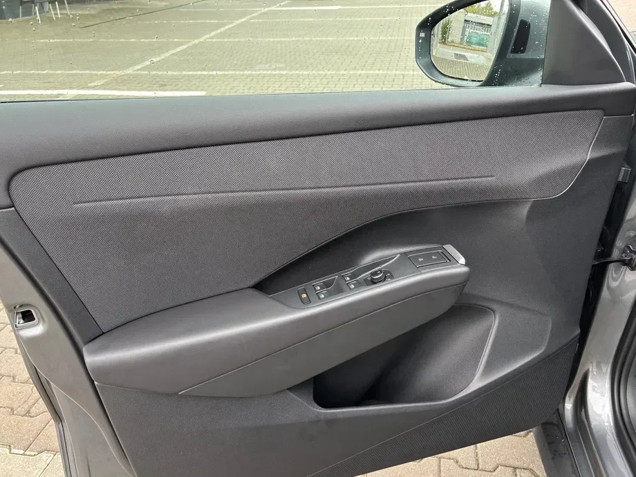 Volkswagen T-Roc 1.5 eTSI 150 CP DSG MHEV Life — imagine 9